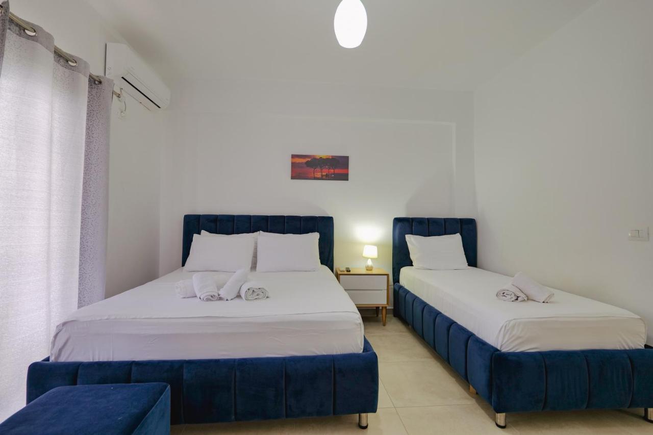 Violeta Apartments Ксамил Экстерьер фото